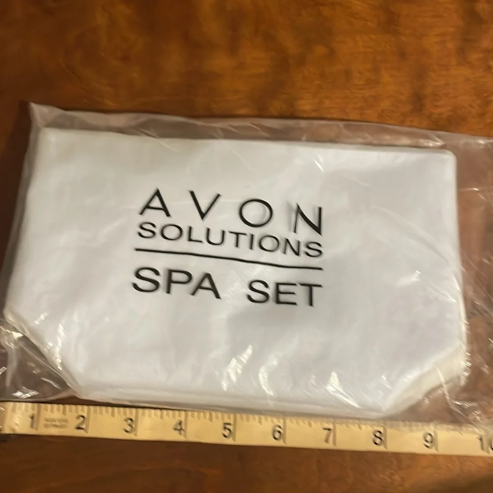 Avon Spa Collections Makeup Bag with Headband and Sponge 2003 NIP Sealed